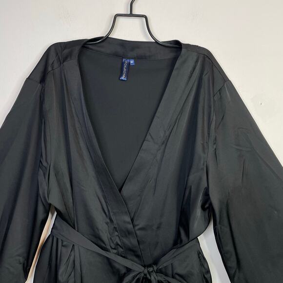 Fox & Royal City Chic Long Black Satin Robe Classic Minimalist Plus Size 18 M - Picture 3 of 15